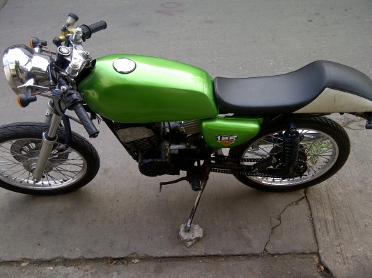 ขายด่วน SUZUKI ขายถูกๆครับ พร้อมขับ มีเล่ม มีใบสัญญาซื้อขาย