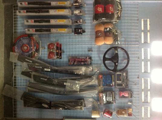 ด่วนๆขายเหมาอุปกรณ์ประดับยนต์ 7500บาทรวมส่งทุกจังหวัดคับ