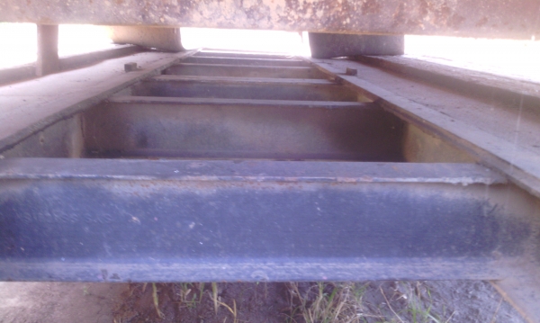 แพ 10 ล้อ ขึ้นแบคโฮ 200