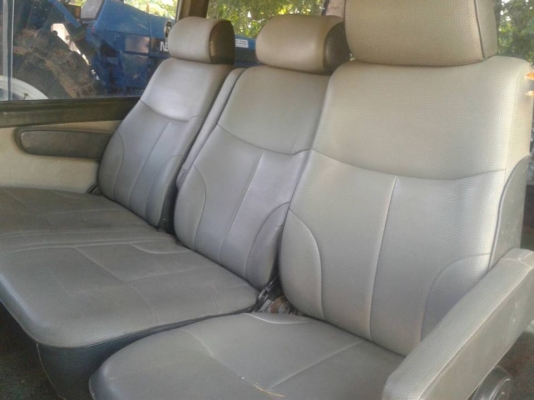 ขายรถตู้ TOYOTAหัวจรวจ ปี41เครื่องดี แชชซีสวยเอกสารเล่ม สภาพพร้อมใช้งานเอกสารเล่มทะเบียนพร้อมโอน แอร์เย็น พ.เพาเวอร์