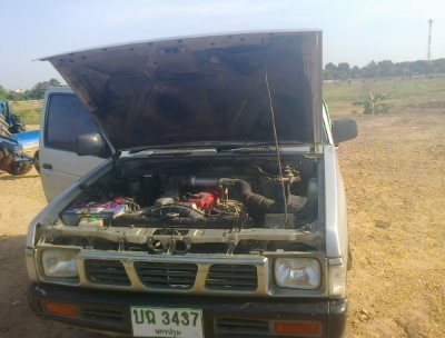 ขายรถNISSUN  BIG .  M ปี94เครื่องฝาแดง2500 พร้อมใช้ทะเบียนพร้อมโอนสนใจ0810076640