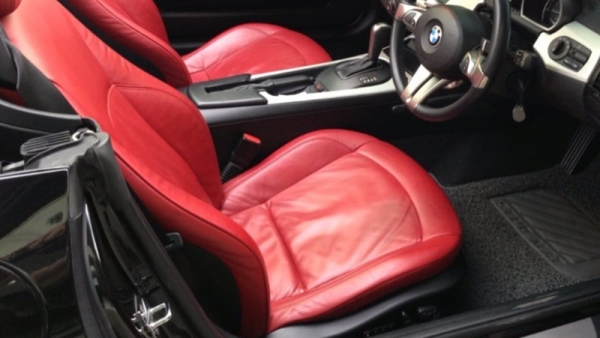 ต้องการขาย BMW Z4 2.5 SI ปี 2006 1,9xx,xxx บาท ต้องการขาย BMW Z4 2.5 SI ปี 2006 1,9xx,xxx บาท