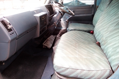 6 ล้อกลาง  *ตู้แห้ง*  ISUZU  NKR  110  แรงม้า  *ยาว 4.30 ม.*  รถสวยเดิม+สวยจริง+สภาพพร้อมใช้งาน  * มีเล่มพร้อมโอน