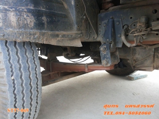 ขายด่วน รถบรรทุก 6 ล้อ ISUZU NPR 110 แรง ตู้แห้ง 3 บาน สภาพสวยพร้อมใช้ ราคาสุดคุ้ม