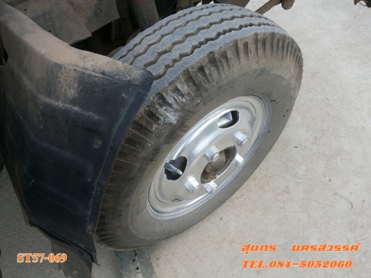 ขายด่วน รถบรรทุก 6 ล้อ ISUZU NPR 110 แรง ตู้แห้ง 3 บาน สภาพสวยพร้อมใช้ ราคาสุดคุ้ม