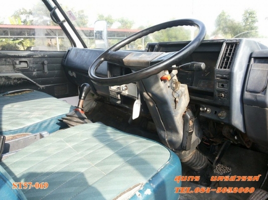 ขายด่วน รถบรรทุก 6 ล้อ ISUZU NPR 110 แรง ตู้แห้ง 3 บาน สภาพสวยพร้อมใช้ ราคาสุดคุ้ม