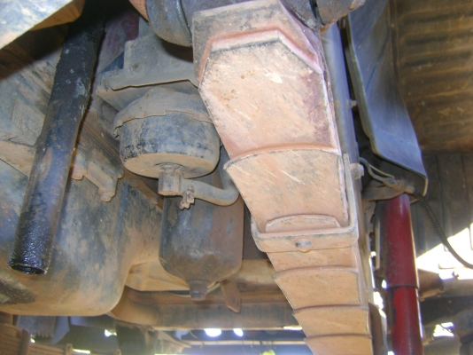 ้HINO F17  เครื่อง EH 700   168 แรง  ราคา  410,000 บาท