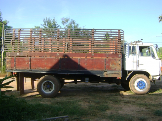 ้HINO F17  เครื่อง EH 700   168 แรง  ราคา  410,000 บาท