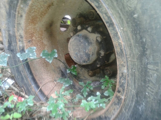 10ล้อดั้ม HINO FM3MNKD เครื่องเดิม M10C 240แรง..ดั้มสามมิตร มีระบบลาก...เล่ม ม.79 ไว้เรียบร้อย