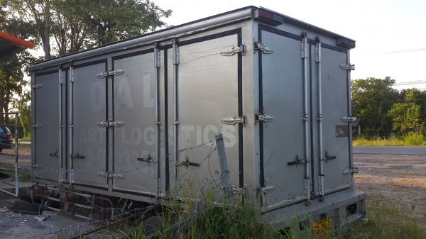 ขายตู้แห้ง ยาว 5 เมตร ประตู 10 บาน ขายตู้แห้ง ยาว 5 เมตร ประตู 10 บาน