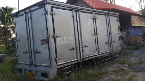 ขายตู้แห้ง ยาว 5 เมตร ประตู 10 บาน ขายตู้แห้ง ยาว 5 เมตร ประตู 10 บาน