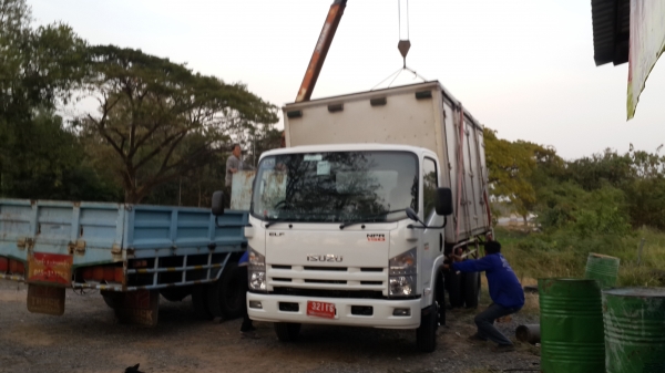 ขายตู้แห้ง ยาว 5 เมตร ประตู 10 บาน ขายตู้แห้ง ยาว 5 เมตร ประตู 10 บาน