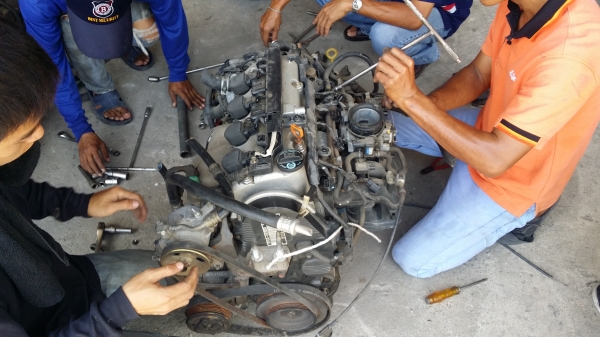 ขาย เครื่องยนต์ D17a vtec  auto แยกอะไหล่ ขาย ด้วยคับ