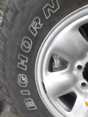 265/75R16 MAXXIS BIGHORN  ชุด 4 ล้อ พร้อมกะทะ 6 รู   TEL.081-427-3941