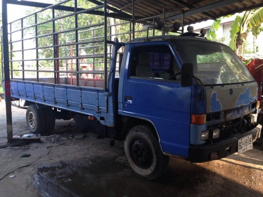 ***ขายแล้วครับขอบคุณ Truck2hand ขาย6ล้อ ISUZU NPR115 ยาว5.0ม. ห้างแท้ เกียร์สั้น ปี36 NPR59PU5-M 4BD1-115แรง ฝาดำ เครื่องเดิมเกียร์เดิม เกียร์สั้นแล้ว เครื่องดีแน่น แห้ง แรงดีไม่เยิ้ม เกียร์ดีไม่มีหอน ช่วงล่างเดิม คัสซีสวยเดิมๆ ไม่ปะไม่ดาม กระบะพื้นไม้คอก