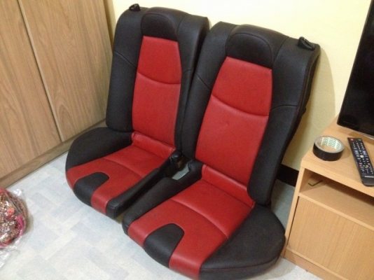 เบาะหลัง RX8 ดำเเดงด้ายเเดงเก่าญี่ปุ่นสภาพสวย