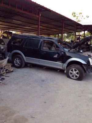 มิวส์เซเว้นเครื่อง 3000 VGS.เกียร์ออโต้ รื้อขายอะไหลทุกชิ้น