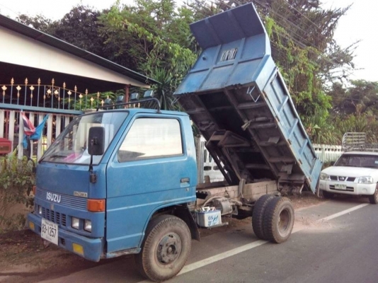 ***ขายแล้วครับขอบคุณ Truck2hand ขาย6ล้อดั้ม3คิว ISUZU 85 ประกอบ เครื่อง ISUZU 85แรง เกียร์สั้นสาย เครื่องแน่นดี แรง ไม่เยิ้ม เกียร์ดีเข้าง่ายไม่หลุด ช่วงล่าง 5น็อตหน้า-หลัง คัสซีดีเดิม ไม่ปะไม่ดาม กระบะดั้มเหล็ก4ตัน3.20ม.ยิงหน้าสภาพดี พื้นดีข้างดีไม่ผุ หั