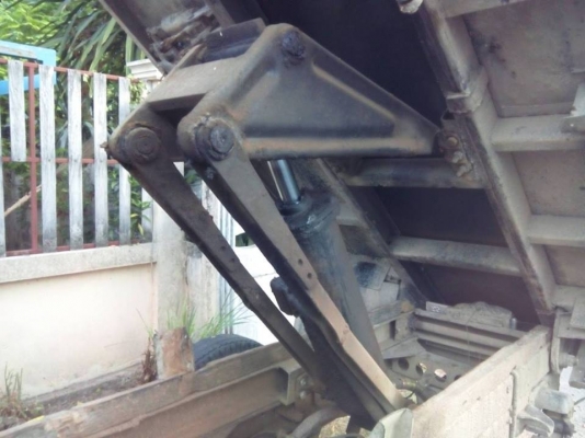 ***ขายแล้วครับขอบคุณ Truck2hand ขาย6ล้อดั้ม3คิว ISUZU 85 ประกอบ เครื่อง ISUZU 85แรง เกียร์สั้นสาย เครื่องแน่นดี แรง ไม่เยิ้ม เกียร์ดีเข้าง่ายไม่หลุด ช่วงล่าง 5น็อตหน้า-หลัง คัสซีดีเดิม ไม่ปะไม่ดาม กระบะดั้มเหล็ก4ตัน3.20ม.ยิงหน้าสภาพดี พื้นดีข้างดีไม่ผุ หั