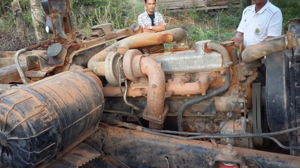 ขายด่วนไอ้หลงโบสองเพลาดั้ม หัวตาหวาน เบรคใหญ่ ตามสภาพราคาเบาๆโทร0843923995