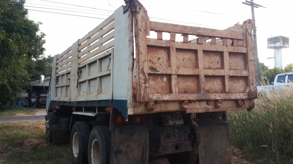 ขายด่วนไอ้หลงโบสองเพลาดั้ม หัวตาหวาน เบรคใหญ่ ตามสภาพราคาเบาๆโทร0843923995