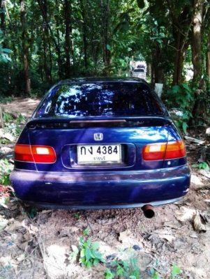 ขายรถ honda civic lx ปี93 สีน้ำเงิน สภาพเยี่ยม ราคา 75,000บาท