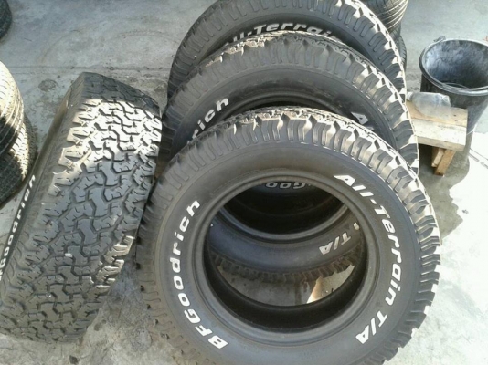 ขายยาง BF 245-70-16ปี08 ดอกยังหนาราคา6200บาท