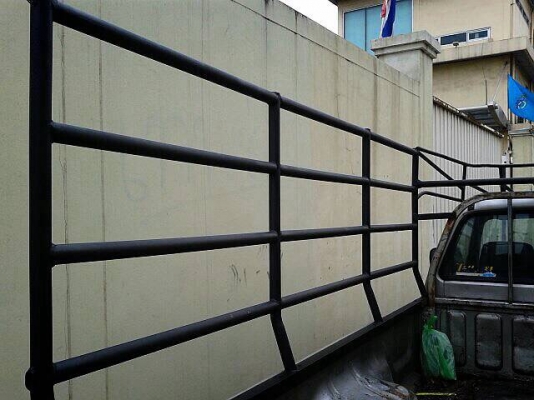 ขายคอกเหล็กอย่างหนาสภาพดีใส่ได้กับทุกรุ่น ขายคอกเหล็กอย่างหนาสภาพดีใส่ได้กับทุกรุ่น