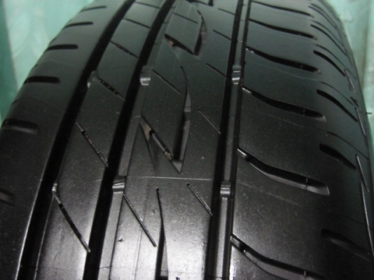 ขายยาง Bridgestone ปี 14 ขอบ 15 ขนาด 185/60R15