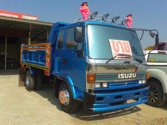 ขายรถบรรทุก6ล้อดั้ม