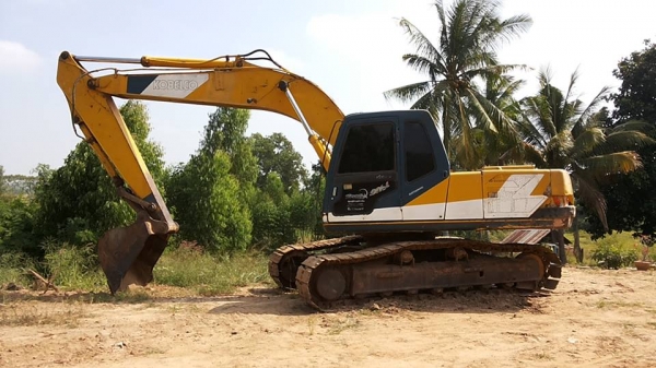 **650,000 บ.ต่อรอง**ขายแบคโฮ200ยอดนิยมKOBELCO MARK3 SK200 เก๋งน้ำเงิน S.No.YN11755 ไฟฟ้าตัด เครื่องเดิม ปั้มเดิม เครื่อง MITSUBISHI 6D31-135HP 6สูบ เครื่องดีแน่นดี แห้ง ไม่มีเยิ้ม แรงดี ปั้มK3V แรงดี ทำงานดี เร็ว บูมอาร์มดี มีปะ1แผล บุ้งกี๋ดี ยังหนา บูทสล