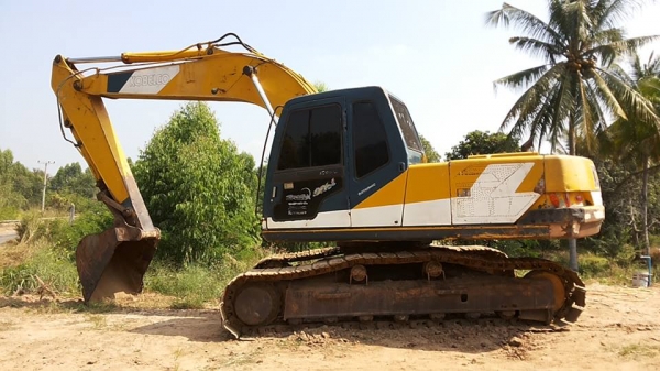 **650,000 บ.ต่อรอง**ขายแบคโฮ200ยอดนิยมKOBELCO MARK3 SK200 เก๋งน้ำเงิน S.No.YN11755 ไฟฟ้าตัด เครื่องเดิม ปั้มเดิม เครื่อง MITSUBISHI 6D31-135HP 6สูบ เครื่องดีแน่นดี แห้ง ไม่มีเยิ้ม แรงดี ปั้มK3V แรงดี ทำงานดี เร็ว บูมอาร์มดี มีปะ1แผล บุ้งกี๋ดี ยังหนา บูทสล
