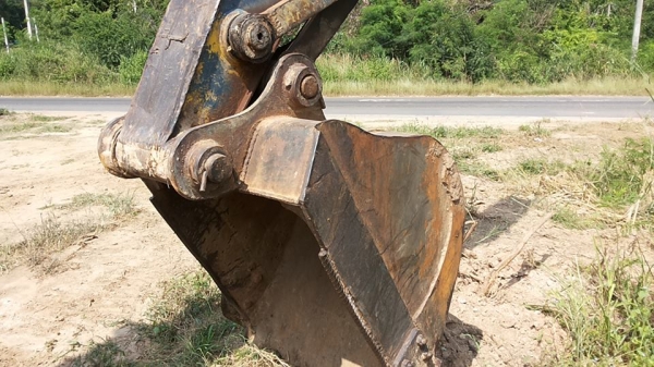 **650,000 บ.ต่อรอง**ขายแบคโฮ200ยอดนิยมKOBELCO MARK3 SK200 เก๋งน้ำเงิน S.No.YN11755 ไฟฟ้าตัด เครื่องเดิม ปั้มเดิม เครื่อง MITSUBISHI 6D31-135HP 6สูบ เครื่องดีแน่นดี แห้ง ไม่มีเยิ้ม แรงดี ปั้มK3V แรงดี ทำงานดี เร็ว บูมอาร์มดี มีปะ1แผล บุ้งกี๋ดี ยังหนา บูทสล