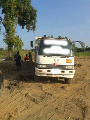 ***ขายแล้วครับขอบคุณ Truck2hand ขาย10ล้อ2เพลาดั้มราคาเบาๆ HINO F18 FM187LA วางหัวสิงไฮเทค วางเครื่องHO6C Bointer 230HP (ลงเล่มครบ) เครื่องดีแน่นดี แรงดี เกียร์ดีไม่หลุด ช่วงล่างเดิม สโลวเดิม คัสซีดี เดิม ไม่ปะไม่ดาม มีบวมซับในช่วงคอกับช่วงปลายนิดหน่อย โดย ***ขายแล้วครับขอบคุณ Truck2hand ขาย10ล้อ2เพลาดั้มราคาเบาๆ HINO F18 FM187LA วางหัวสิงไฮเทค วางเครื่องHO6C Bointer 230HP (ลงเล่มครบ) เครื่องดีแน่นดี แรงดี เกียร์ดีไม่หลุด ช่วงล่างเดิม สโลวเดิม คัสซีดี เดิม ไม่ปะไม่ดาม มีบวมซับในช่วงคอกับช่วงปลายนิดหน่อย โดย