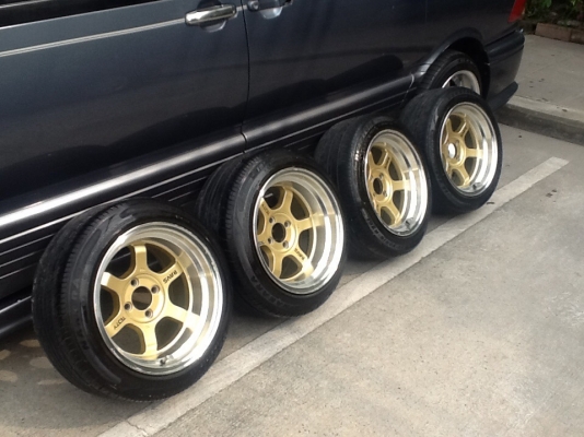 ขายTE37ขอบ15พร้อมยาง หน้า8หลัง9 ออฟ 0 ถูกๆ