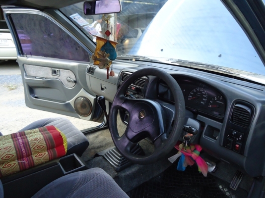 กระบะ บิ๊ก เอ็ม  ปี 97  เครื่องดี  ฝาแดง จอโค้ง   พวงมาลัยเพาเวอร์