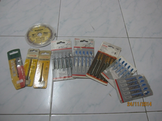 ขายใบจิ๊กซอและดอกสวานยกชุด