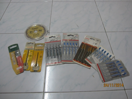 ขายใบจิ๊กซอและดอกสวานยกชุด