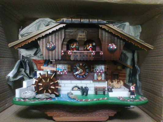 นาฬิกานกฮูกสวิชโบราณ