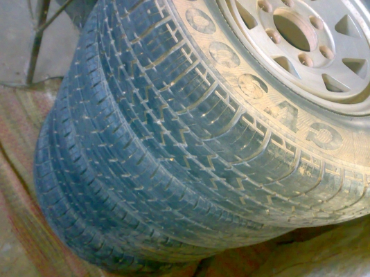 แม็ก พร้อมยางบรรทุก