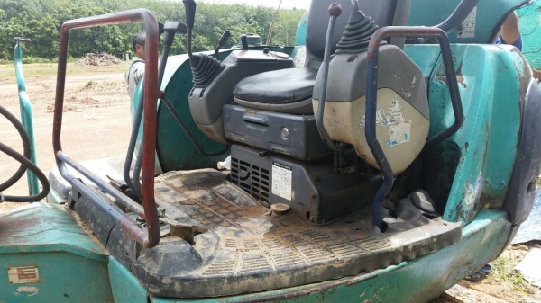 PC35-8 รถสวย สภาพดี พร้อมใช้..รถทำงานดี แน่นๆ ช่วงล่างสวย