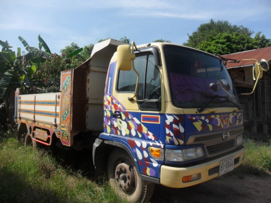 HINO KL300 รถดั้มส์สวยๆพร้อมใช้งาน  ราคาต่อรองได้ติดต่อ ช่างหมึก 087-5262494