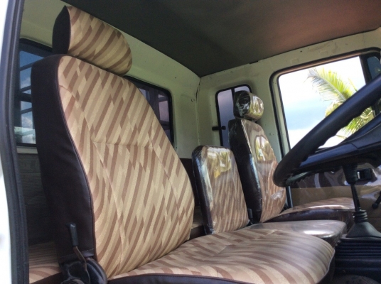 ISUZU Rocky6ล้อ FTR.แท้  ยาว7.2 ม. เบรคจิ๊ฟฟี่ พวงมาลัยพาว์เวอร์  ขับดี ครัทซีสวย ขาย 670,000 บาท(ติดต่อ ศุภากร 0814252943)