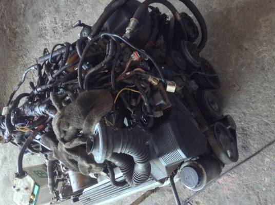 ขายเครื่องยนต์ 1UZ- FE V8