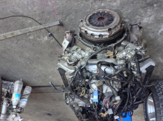 ขายเครื่องยนต์ 1UZ- FE V8