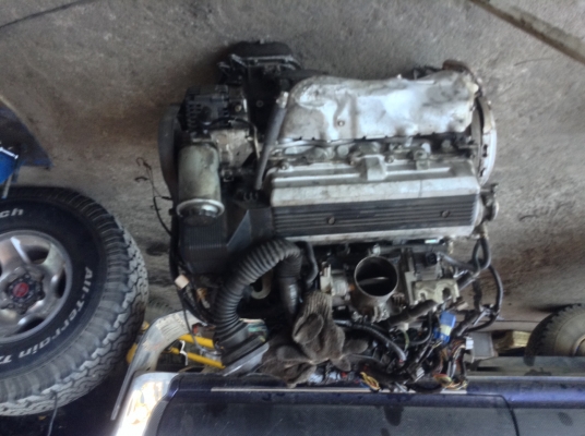 ขายเครื่องยนต์ 1UZ- FE V8