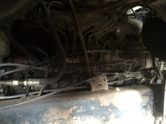 6ล้อติดเครนHINO KR360 ติดเครน3ตัน3ปลอก วางหัวเก๋งของมิตรซูฯ