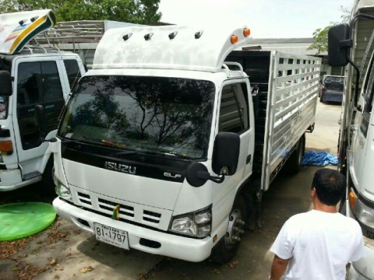 ISUZU หกล้อ กะบะสแตนเลสอย่างดีเจ้าของขายเอง
