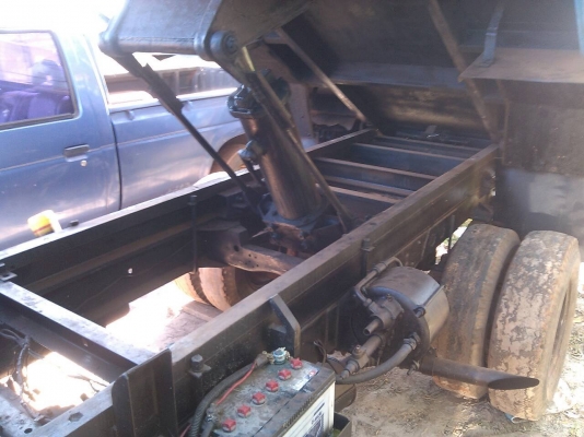 ISUZU ดั้ม TLD เครื่อง 85 แรง ภาษี ม79 สภาพสวยพร้อมใช้ ISUZU ดั้ม TLD เครื่อง 85 แรง ภาษี ม79 สภาพสวยพร้อมใช้