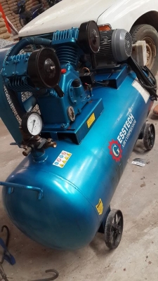 ปั๊มลม 260L Gesstech hitachi 3hp ปั๊มลม 260L Gesstech hitachi 3hp